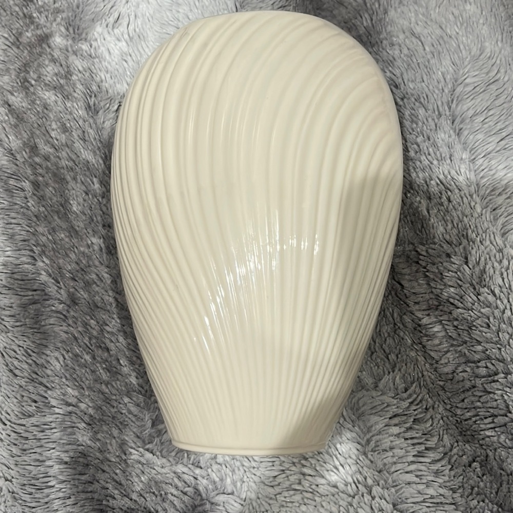 Lenox flowers 💐 vase.